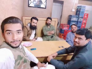 Naeem Javid - Tech Urdu - at Pizza Point Quetta 20171021_194343